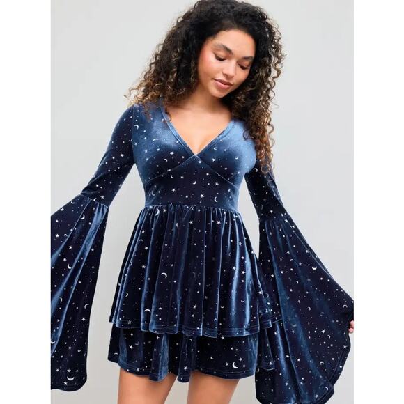 Blue Velvety Star Moon Celestial Bell Sleeve V Neck Flared Romper Size Large - Picture 1 of 15